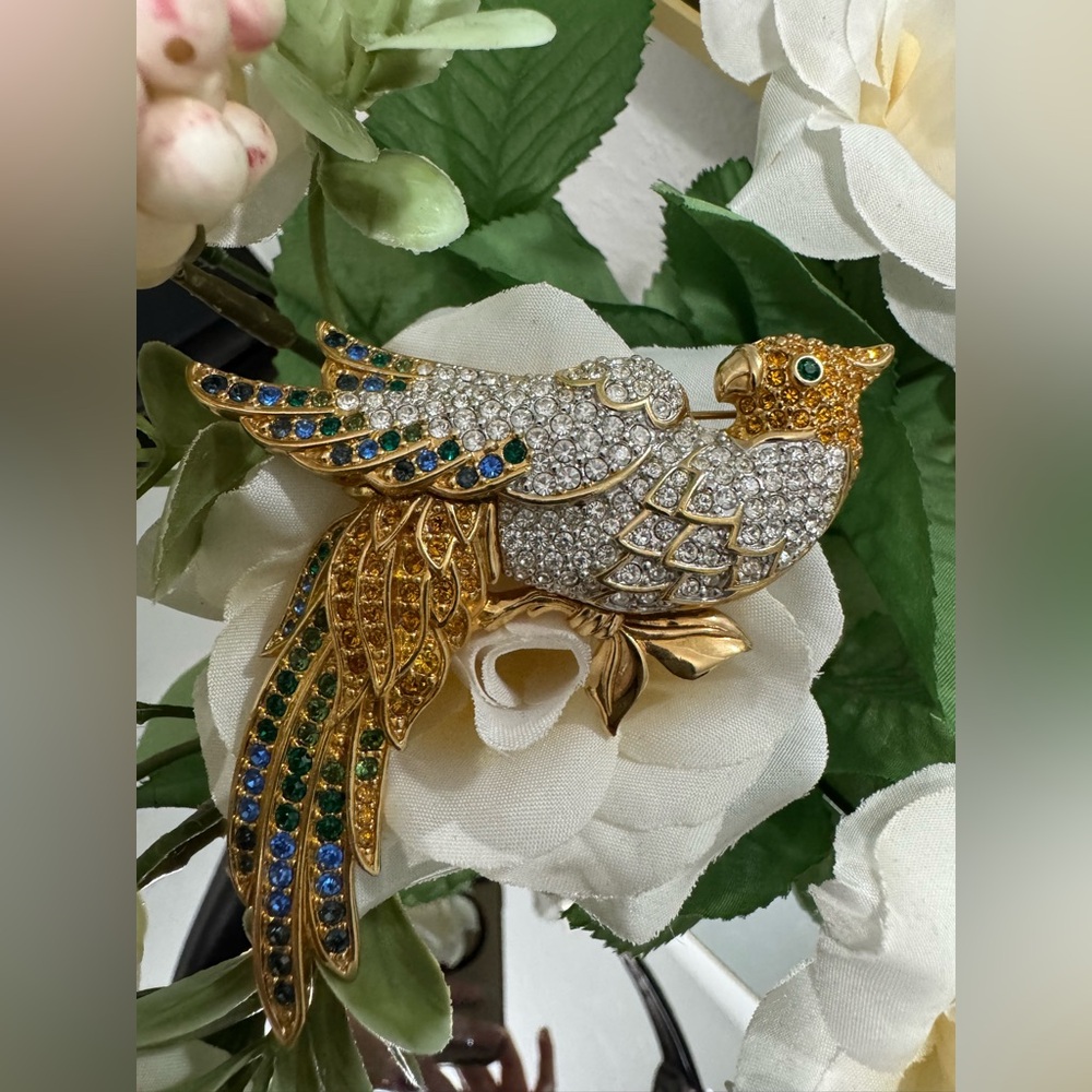 Swarovski Swan Gold Plated Vintage Cockatiel Parrot Brooch and Pin - Picture 6 of 15